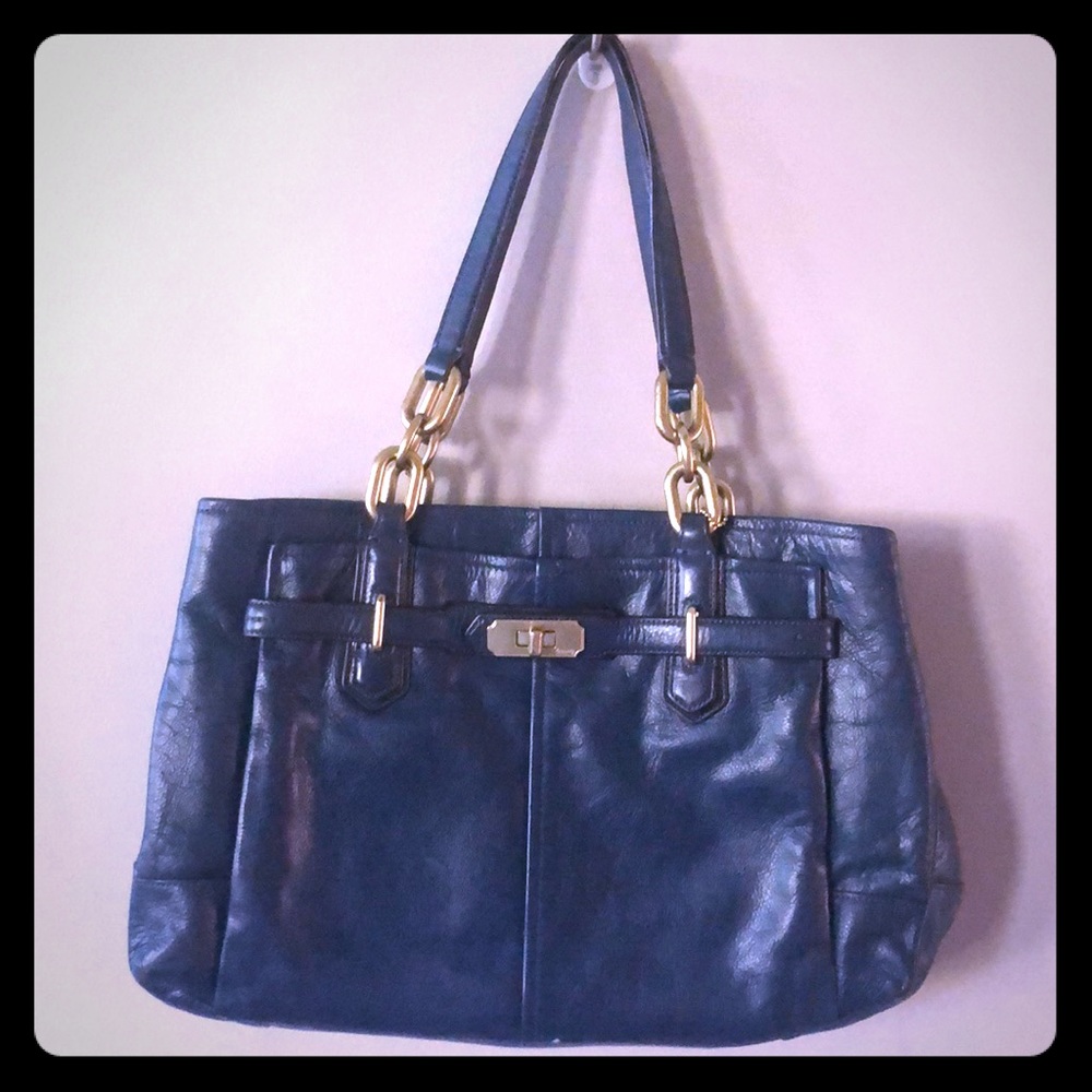 Authentic Coach shoulder bag